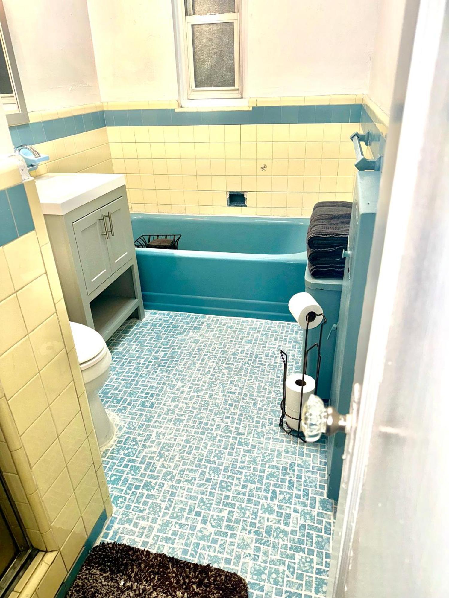 Lga Airport 3 Mins, 3 Bedroom Duplex House, Parking And Private Backyard, 9Mins Subway! Nova Iorque Exterior foto